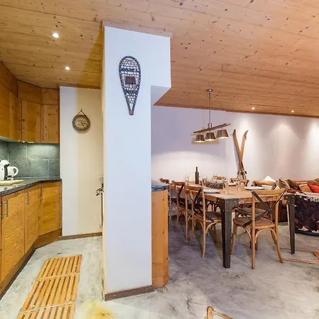 Apartmán Continental B 302-311 *